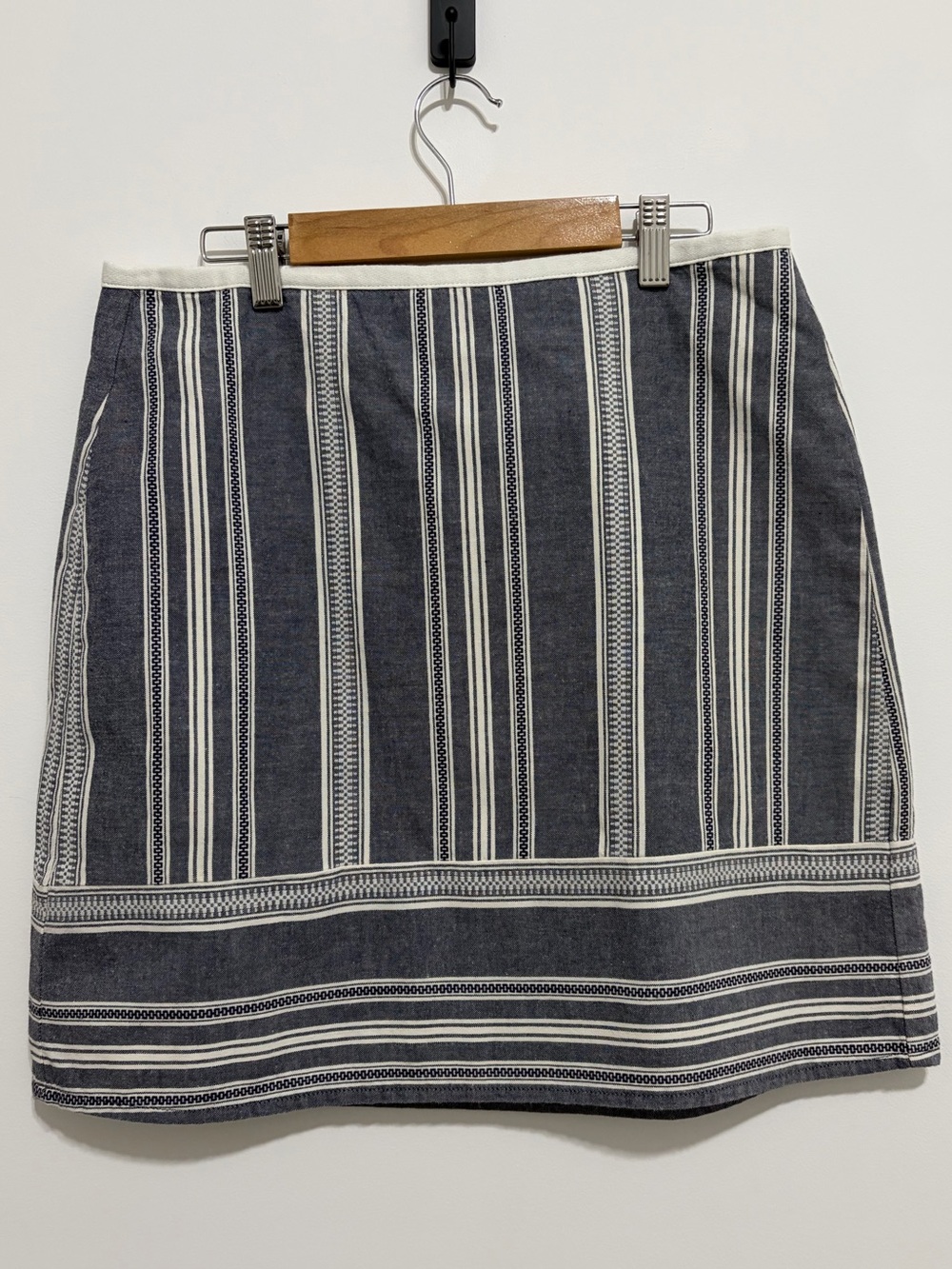 LOFT Navy and White Striped Mini Skirt - 100% Cotton